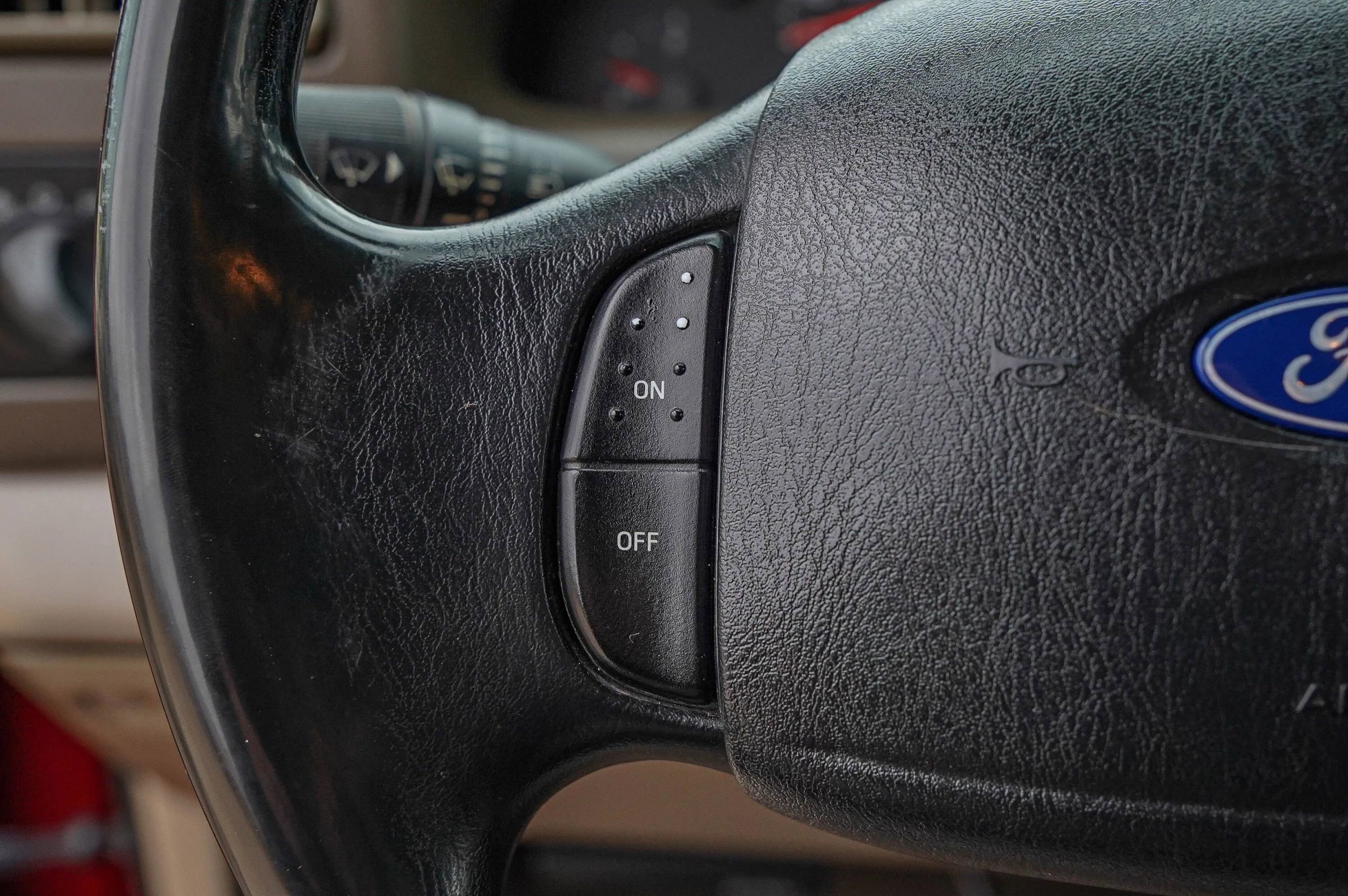 Used 2003 Ford F250 XLT image 25