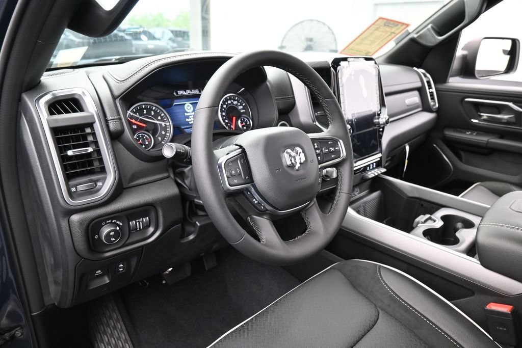 Used 2026 RAM 1500 Laramie AWD/4WD image 10