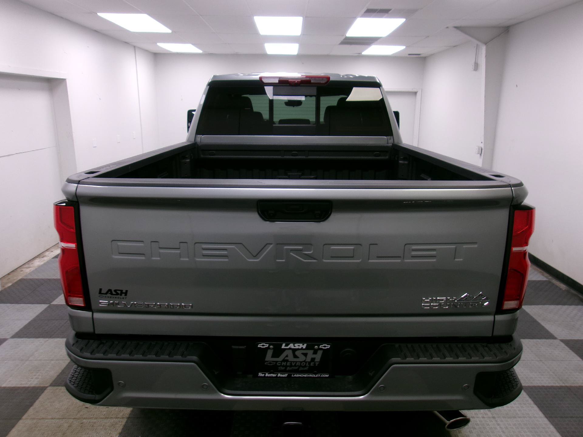 New 2026 Chevrolet Silverado 2500 High Country w/ Technology Package AWD/4WD image 13