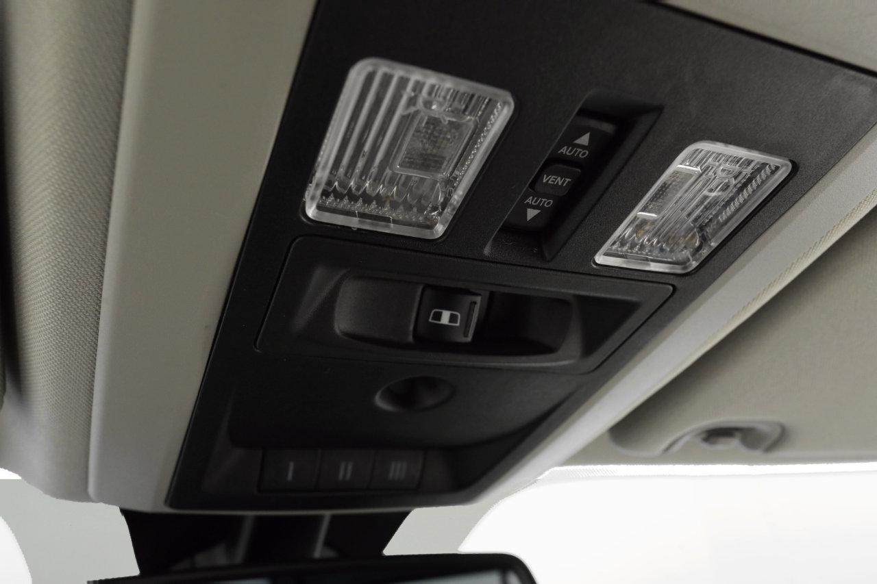 Used 2018 RAM 1500 Sport image 33