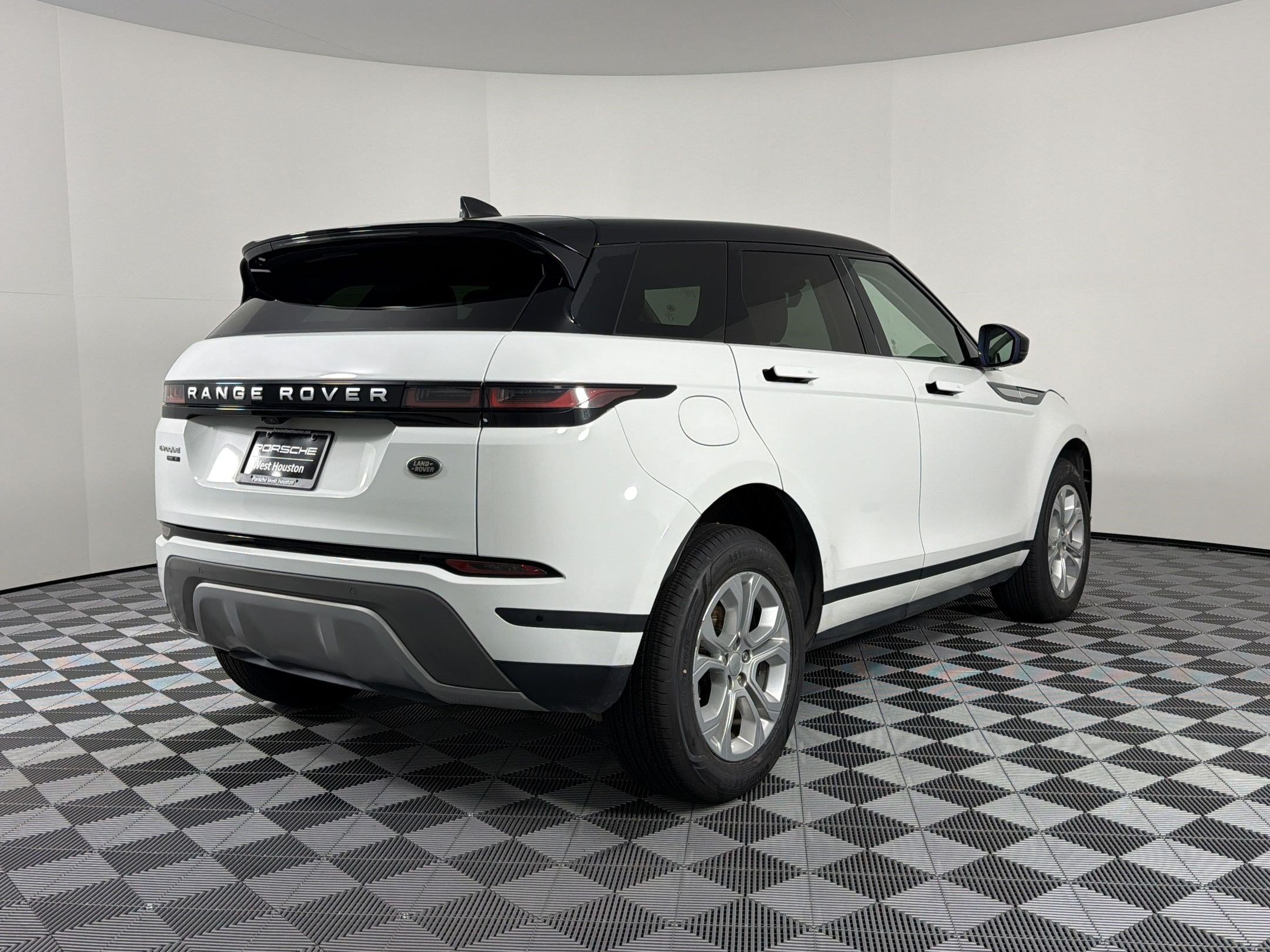 Used 2020 Land Rover Range Rover Evoque S AWD/4WD image 8