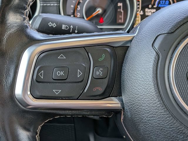 Used 2022 Jeep Wrangler Unlimited Sahara w/ Cold Weather Group AWD/4WD image 25