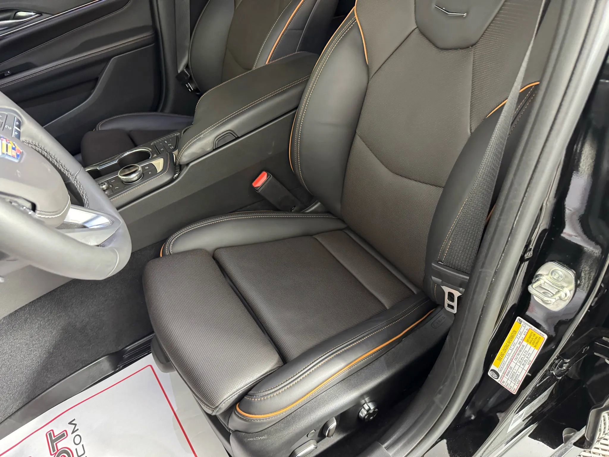 Used 2025 Cadillac CT4 V w/ Technology Package image 32