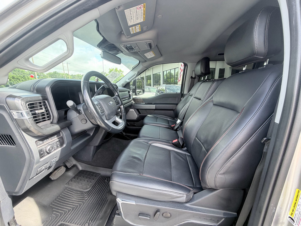 Used 2024 Ford F250 Lariat w/ Black Appearance Package AWD/4WD image 23