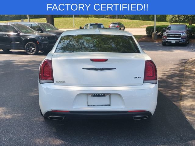 Certified 2023 Chrysler 300 Touring w/ Sport Appearance Package RWD image 4