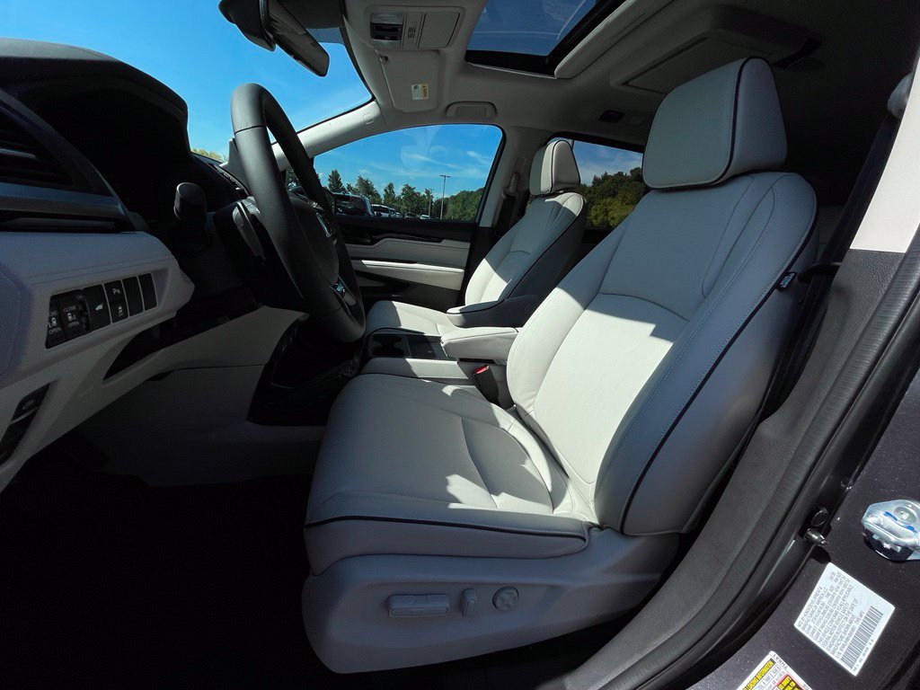New 2027 Honda Odyssey Touring image 26