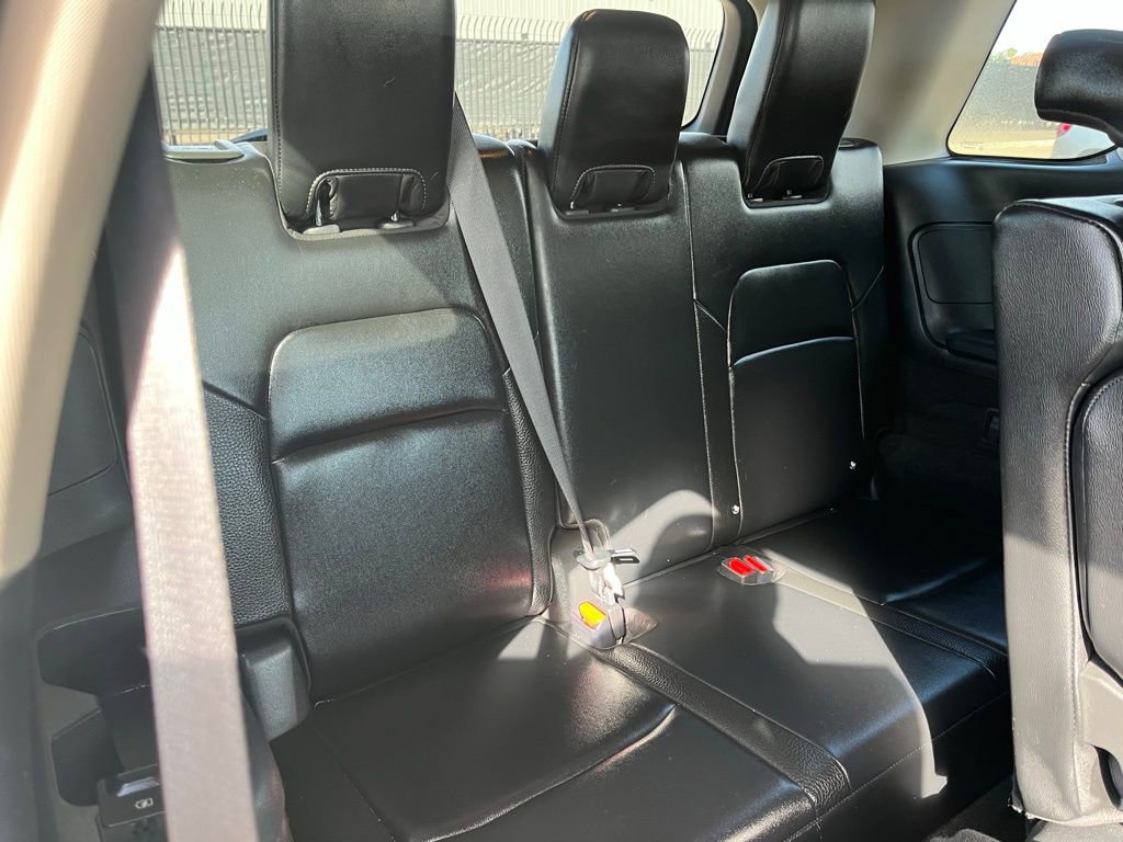 Used 2023 Nissan Pathfinder SL image 15