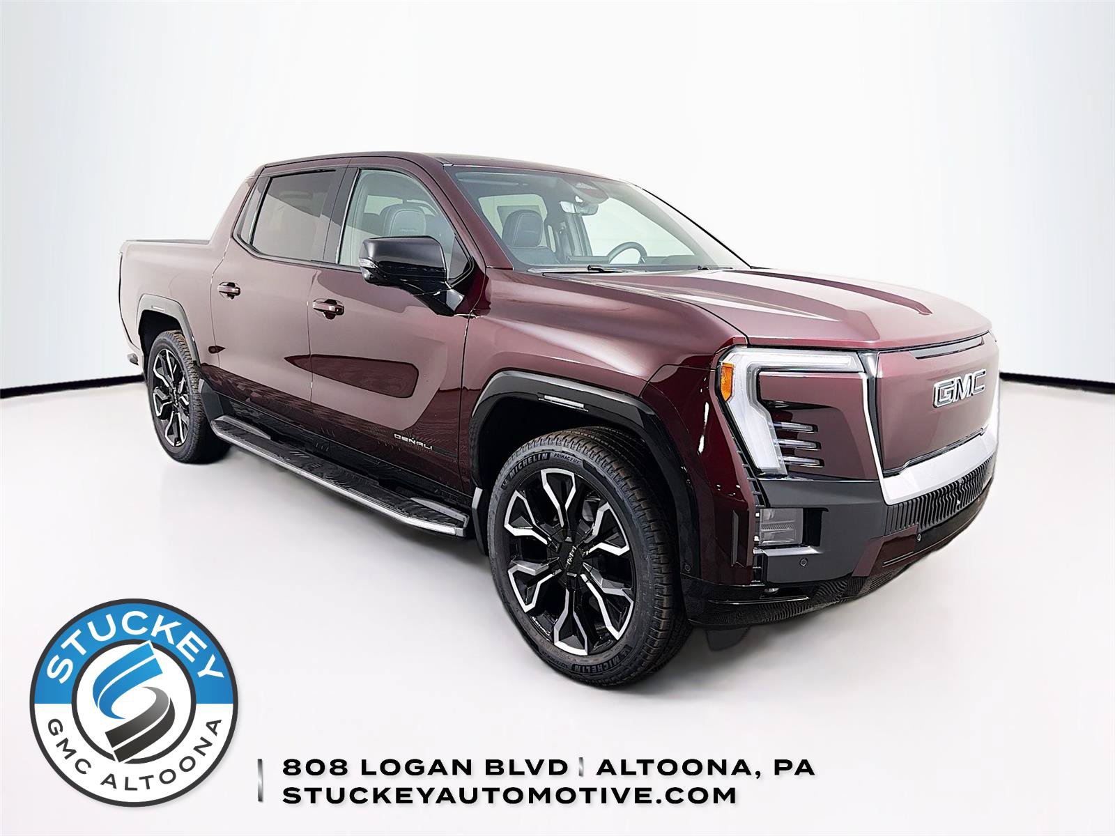 New 2025 GMC Sierra EV Denali AWD/4WD image 1