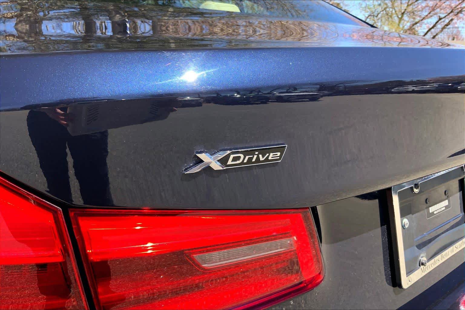 Used 2020 BMW 530i xDrive w/ Premium Package AWD/4WD image 10