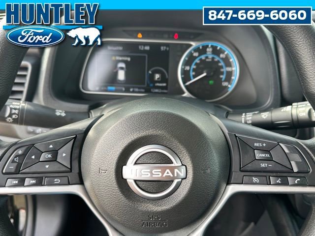 Used 2025 Nissan Leaf S image 28