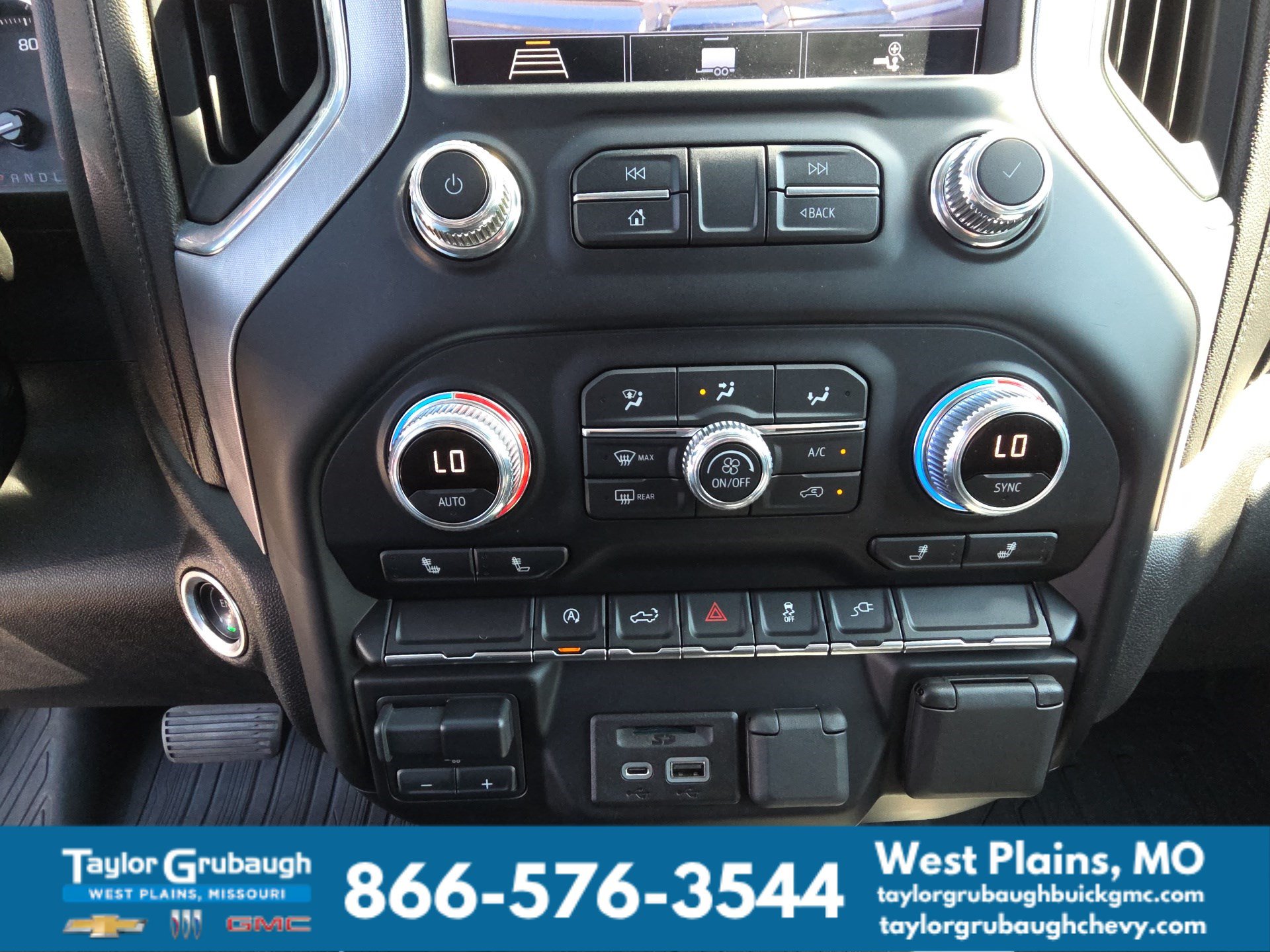 Used 2020 GMC Sierra 1500 SLT AWD/4WD image 25