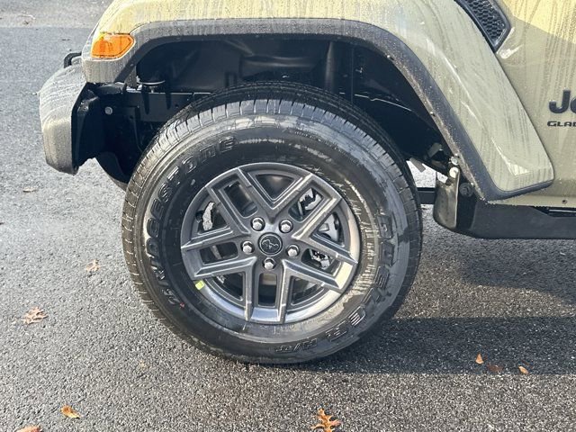 New 2026 Jeep Gladiator Sport image 11