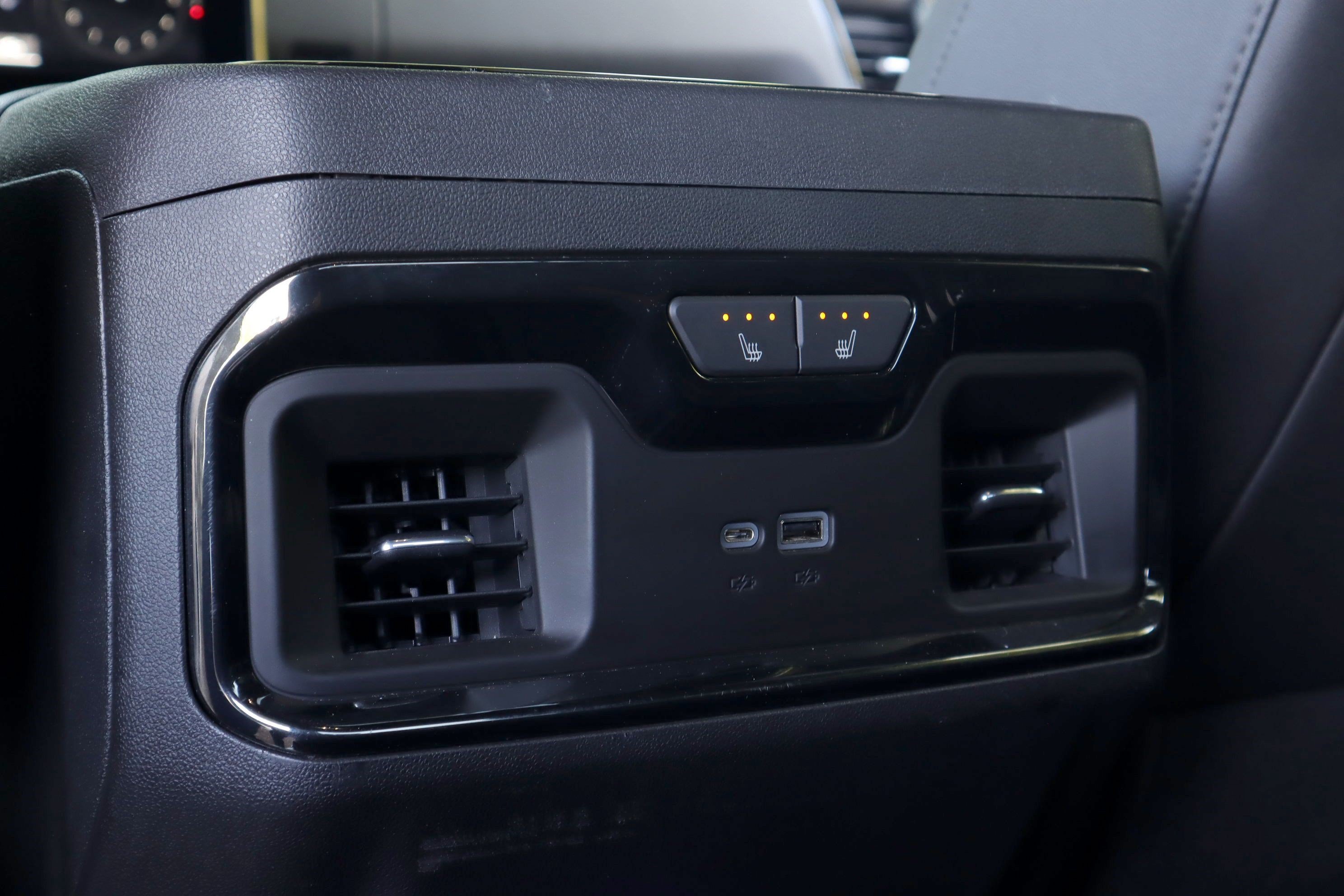 Used 2022 GMC Sierra 1500 AT4 AWD/4WD image 25