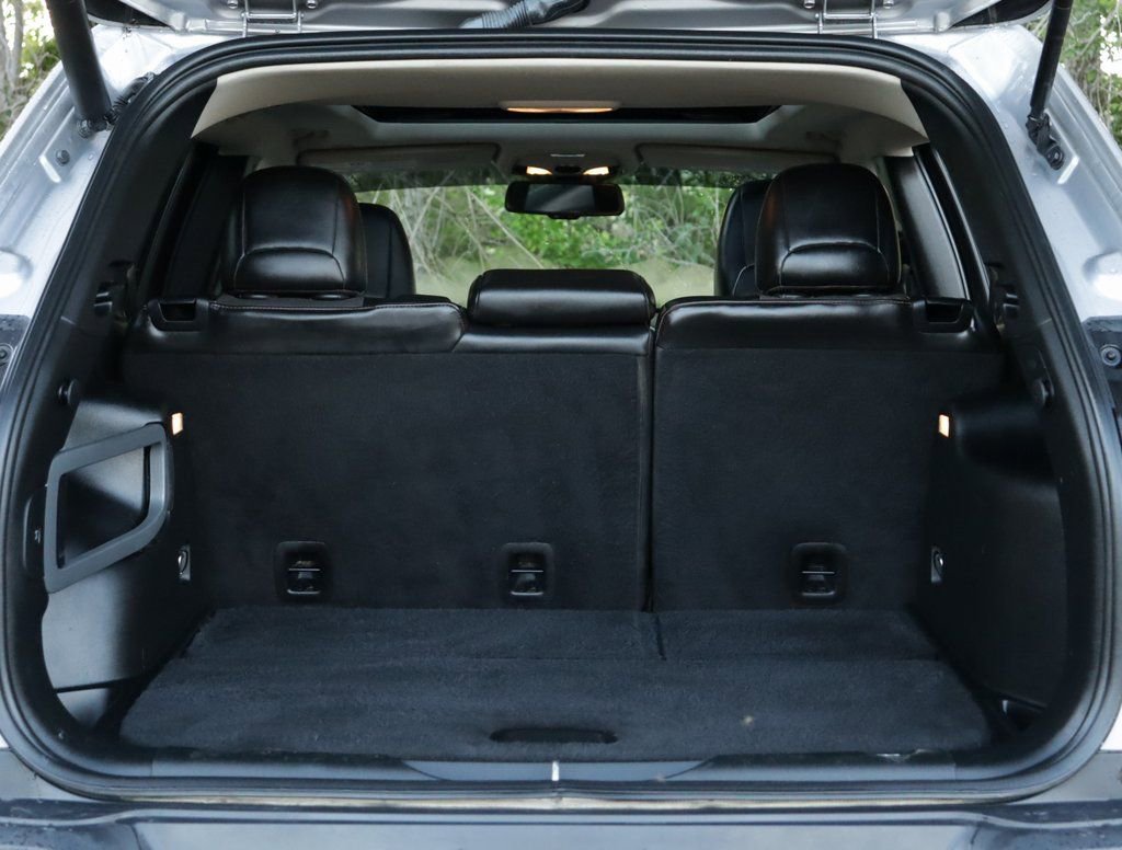 Used 2018 Jeep Cherokee Trailhawk w/ Comfort/Convenience Group image 32