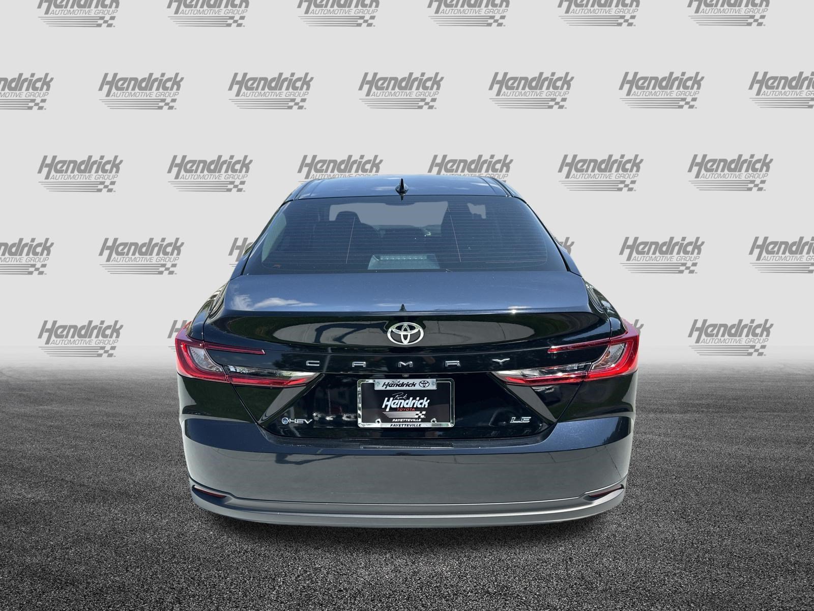 Used 2025 Toyota Camry LE w/ Convenience Package FWD image 9