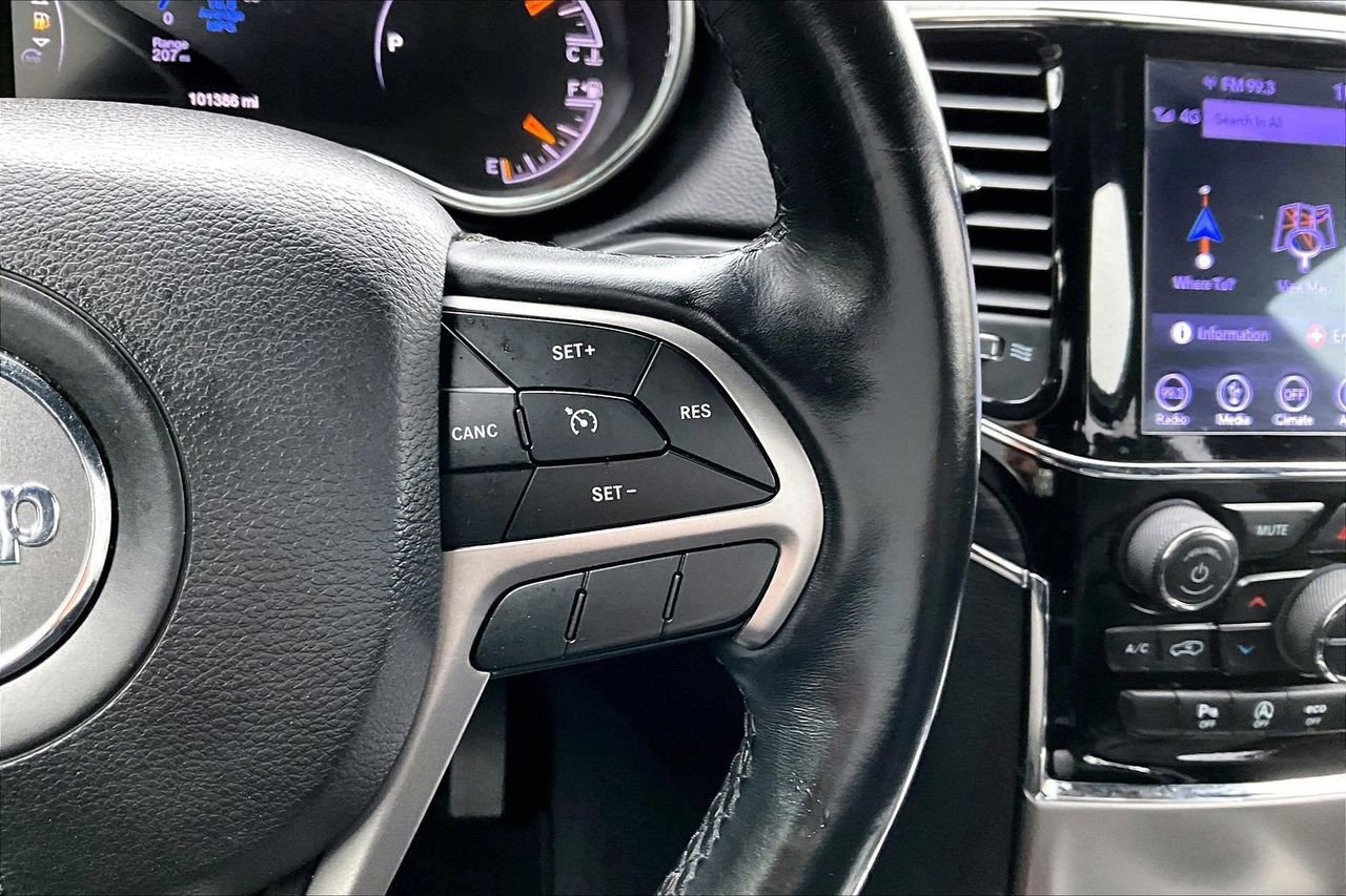 Used 2019 Jeep Grand Cherokee Limited AWD/4WD image 30