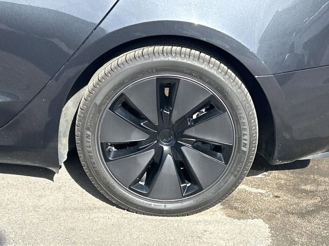 Used 2025 Tesla Model 3 Long Range image 10