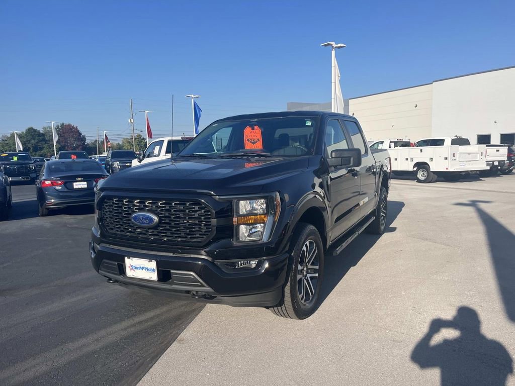 Used 2023 Ford F150 XL w/ STX Appearance Package image 3