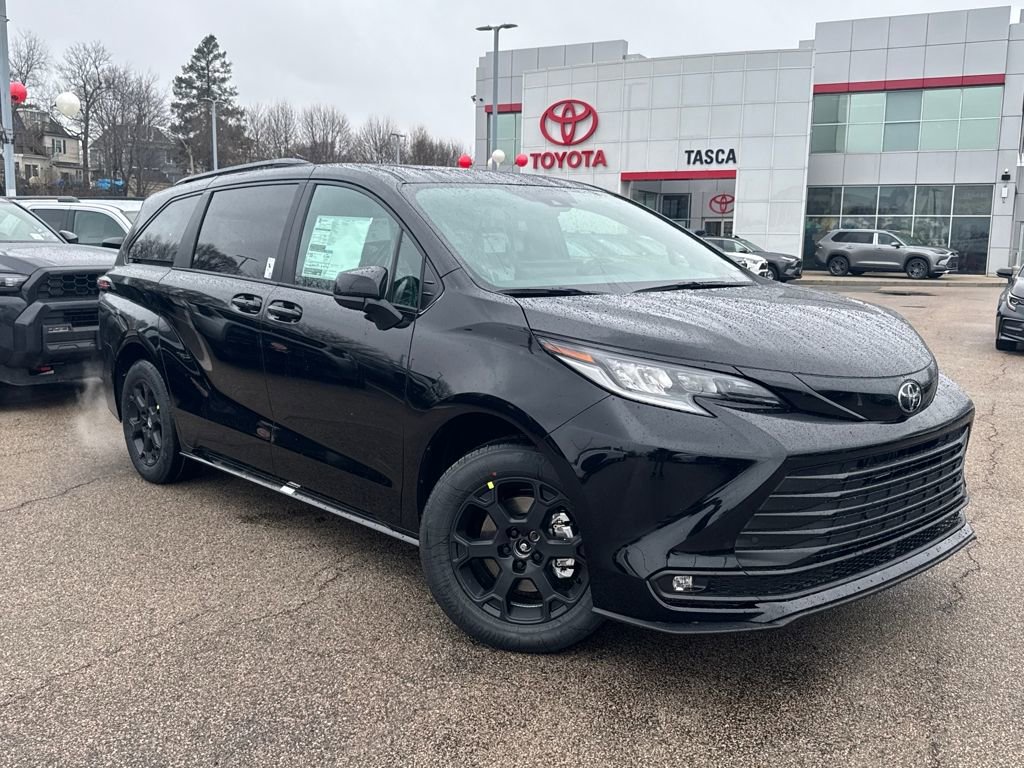 New 2026 Toyota Sienna XLE Woodland Edition