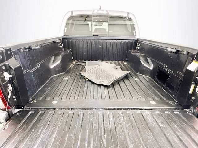 Certified 2022 Toyota Tacoma SR5 RWD image 26