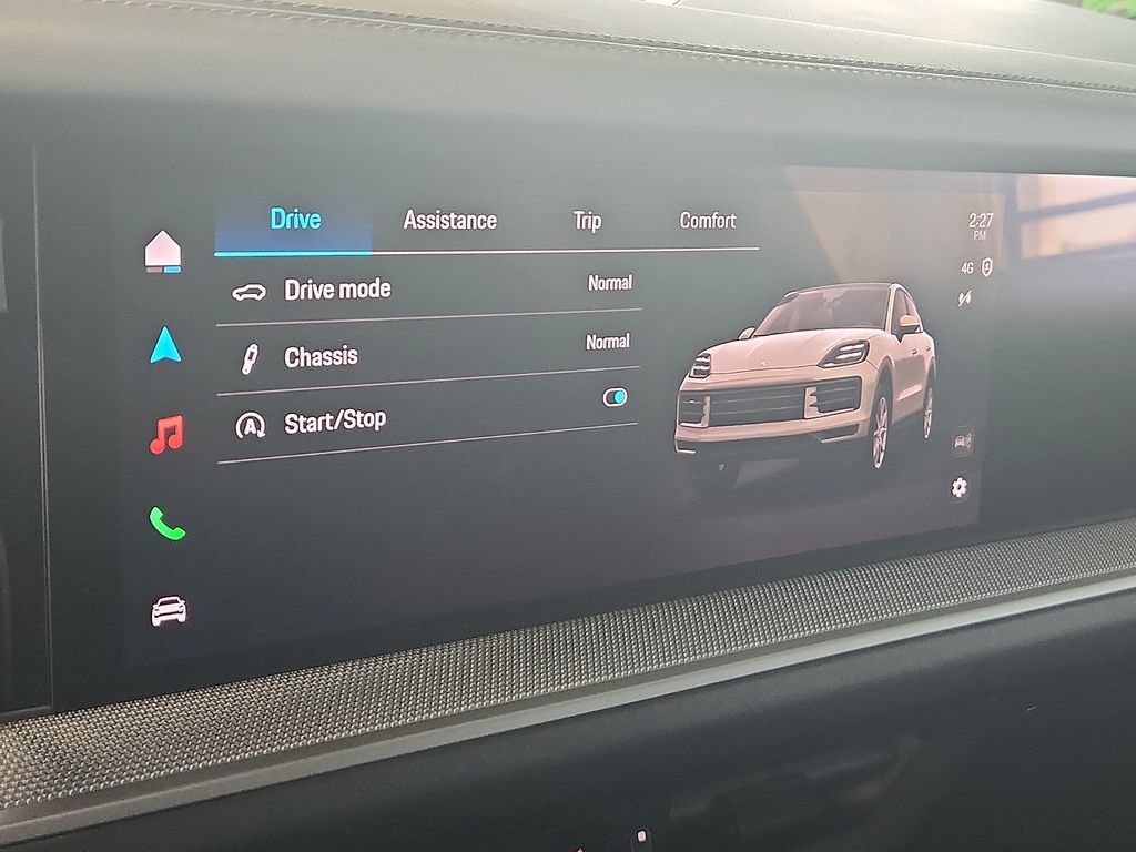 New 2026 Porsche Cayenne Coupe AWD/4WD image 24