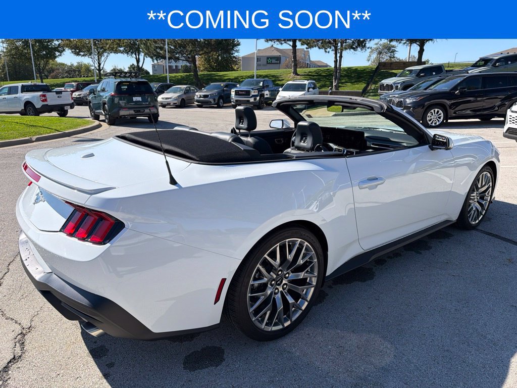 Used 2024 Ford Mustang Premium RWD image 21