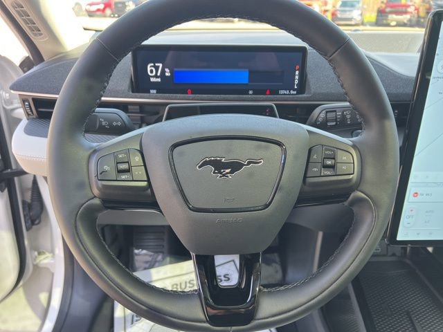 Used 2024 Ford Mustang Mach-E Premium AWD/4WD image 27