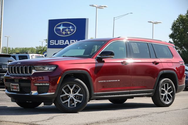 Used 2024 Jeep Grand Cherokee L Limited w/ Trailer Tow Package AWD/4WD image 2