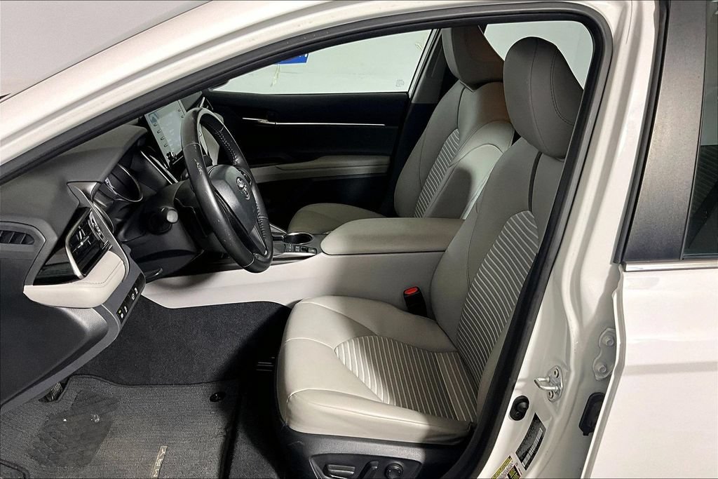 Used 2024 Toyota Camry SE FWD image 20
