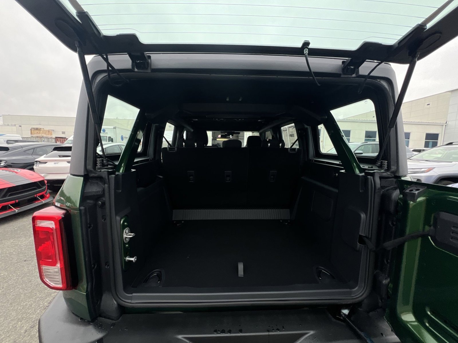 New 2025 Ford Bronco 4-Door AWD/4WD image 24
