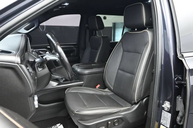 Used 2023 GMC Yukon SLT RWD image 5