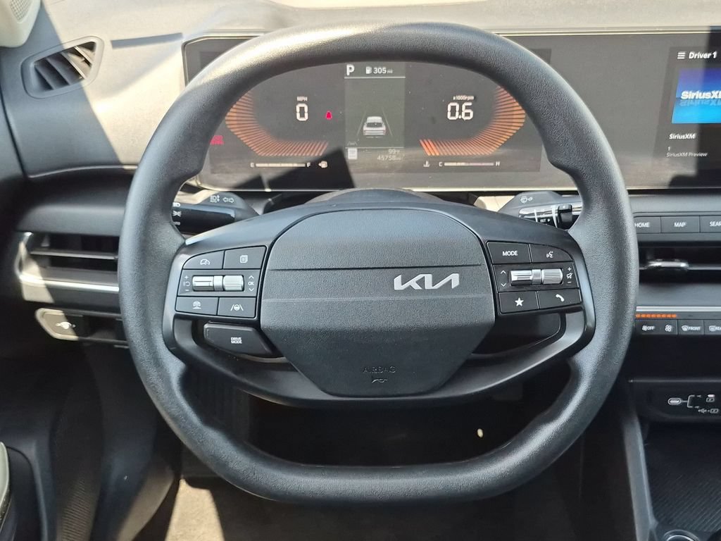 Used 2025 Kia K4 FWD image 23