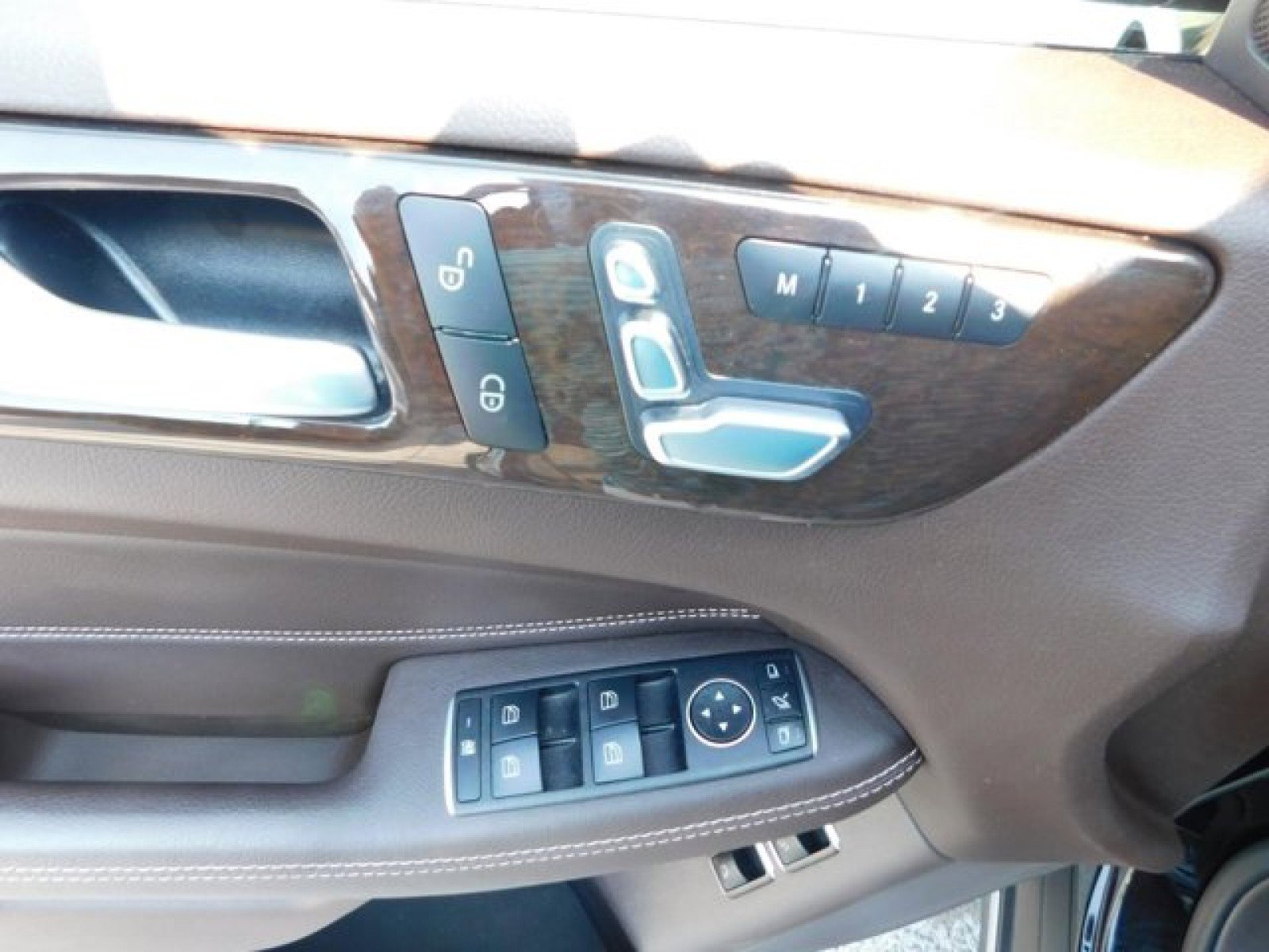 Used 2018 Mercedes-Benz GLS 450 4MATIC image 18