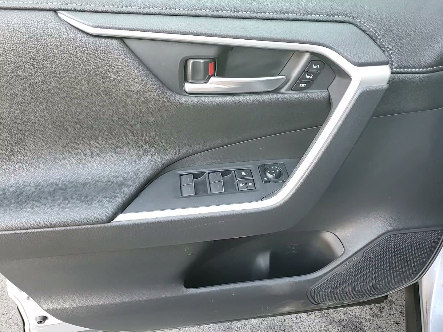 Certified 2025 Toyota RAV4 Limited w/ Weather Package image 17