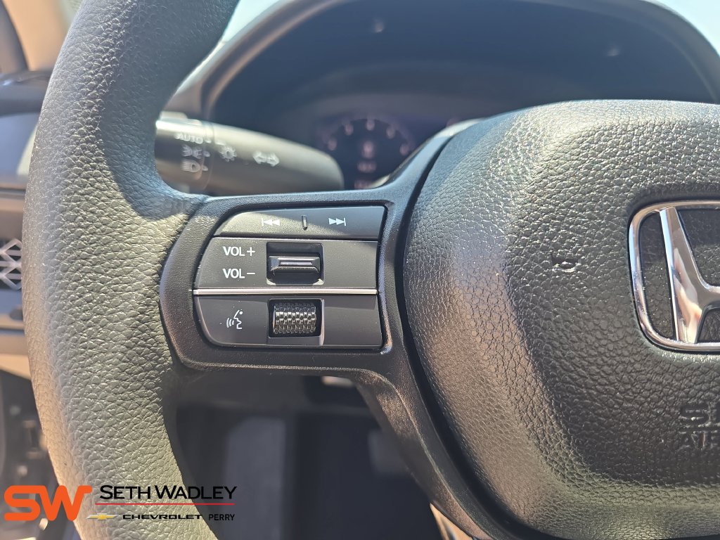 Used 2025 Honda Accord SE image 17