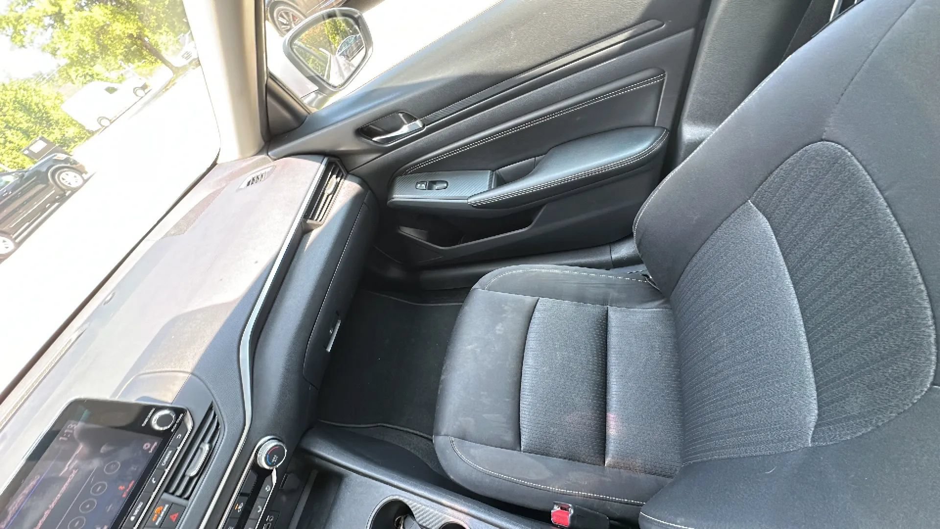 Used 2020 Nissan Altima 2.5 S FWD image 13