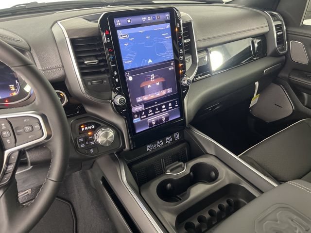 New 2026 RAM 1500 Laramie AWD/4WD image 25