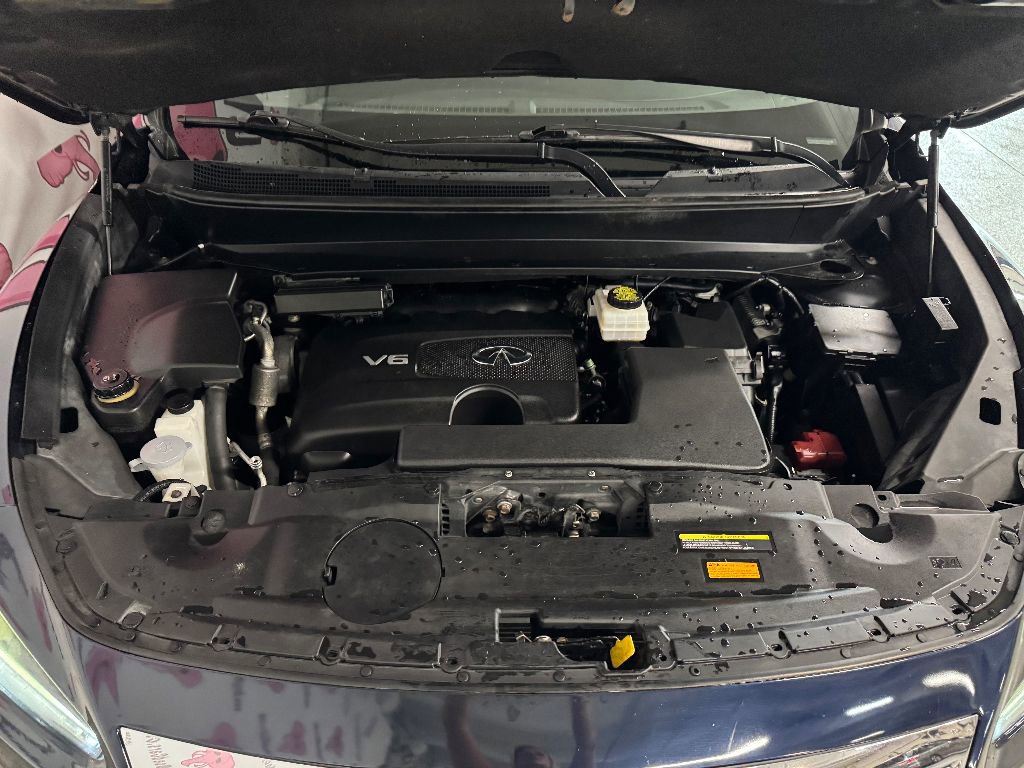 Used 2019 INFINITI QX60 Luxe w/ Essential Package image 6