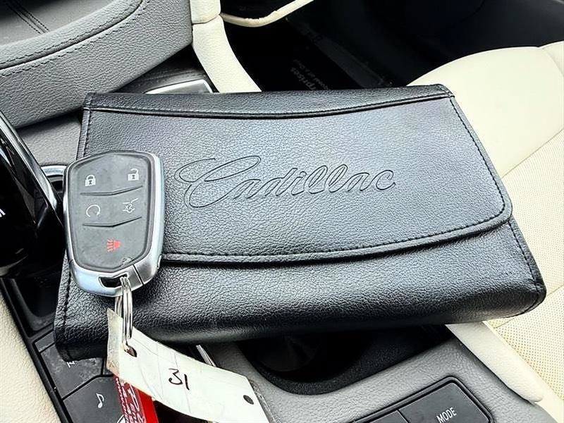 Used 2022 Cadillac XT6 Premium Luxury w/ Technology Package FWD image 49