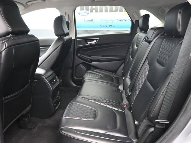 Used 2024 Ford Edge Titanium AWD/4WD image 10