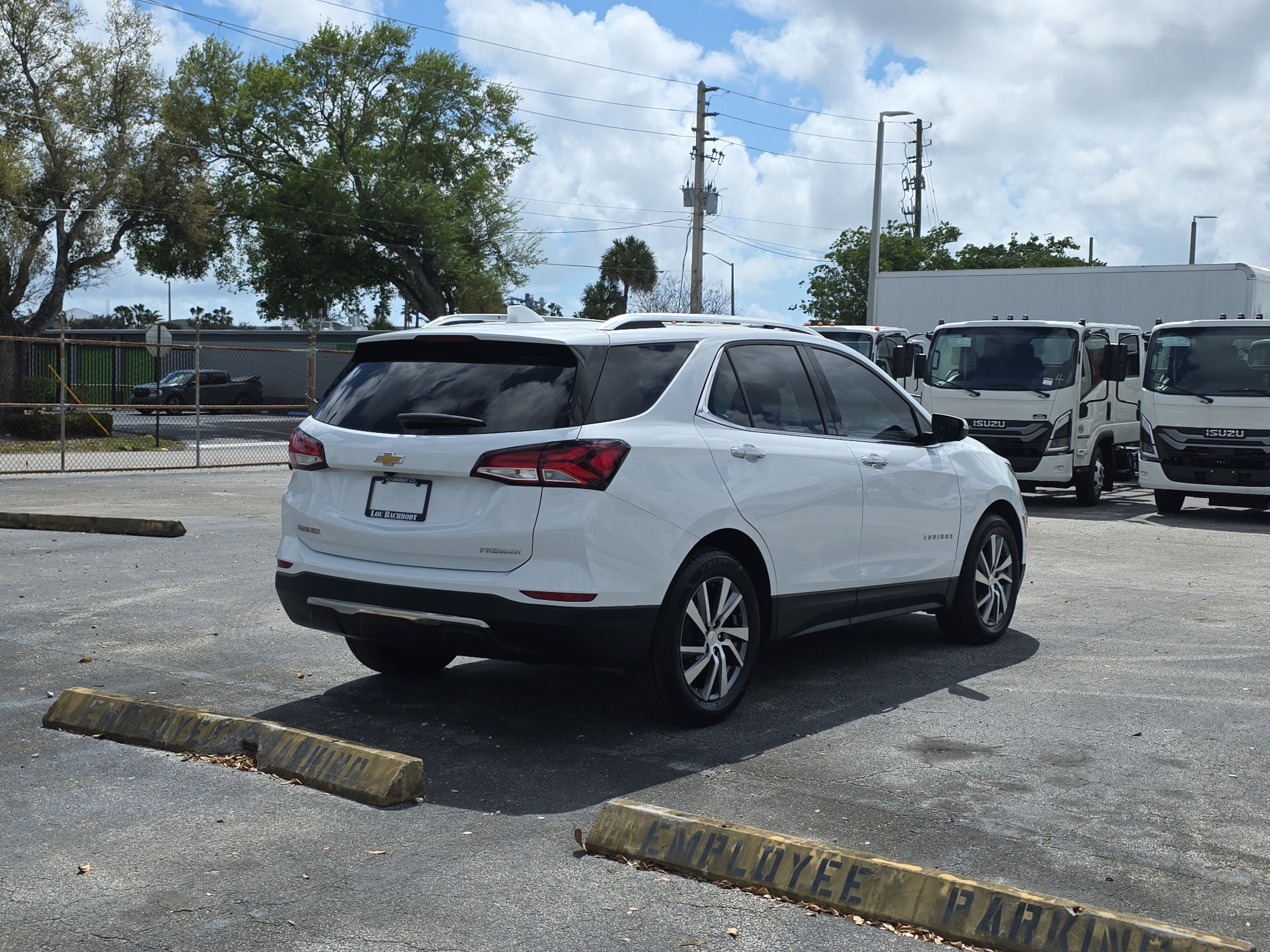 Used 2022 Chevrolet Equinox Premier FWD image 7
