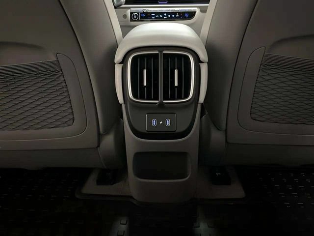 Used 2025 Hyundai Ioniq 6 Limited RWD image 73