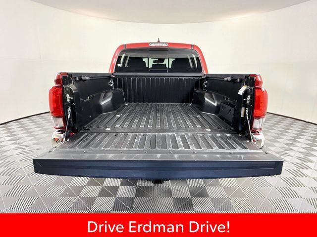 Certified 2021 Toyota Tacoma SR5 RWD image 34
