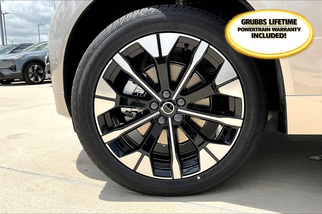 New 2026 Volvo XC60 B5 Plus w/ Protection Package Premier AWD/4WD image 24