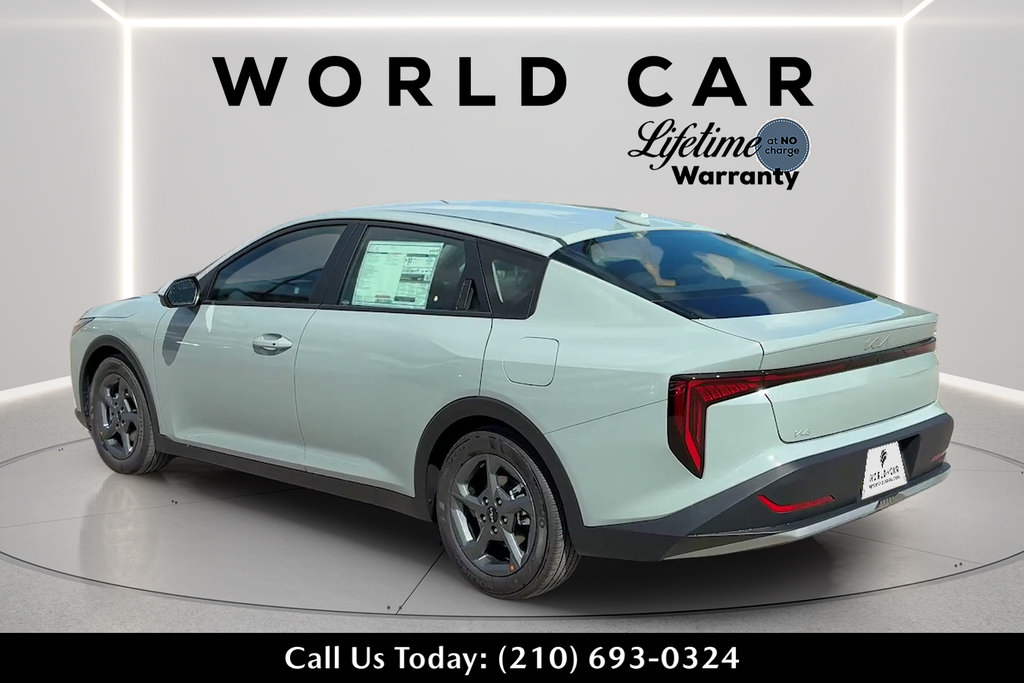 New 2026 Kia K4 FWD image 5