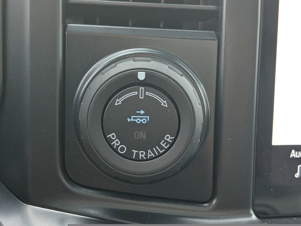 New 2025 Ford F250 Lariat w/ Lariat Ultimate Package image 26