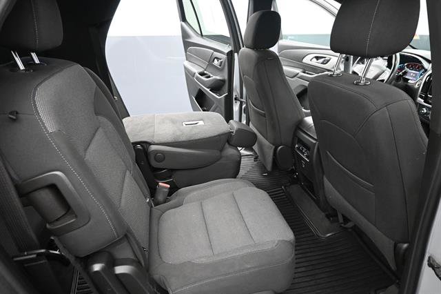 Used 2022 Chevrolet Traverse LT FWD image 21