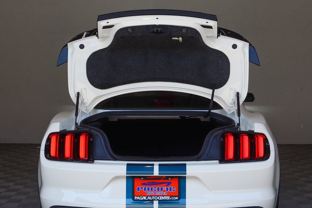 Used 2020 Ford Mustang Shelby GT350 w/ Technology Package RWD image 11