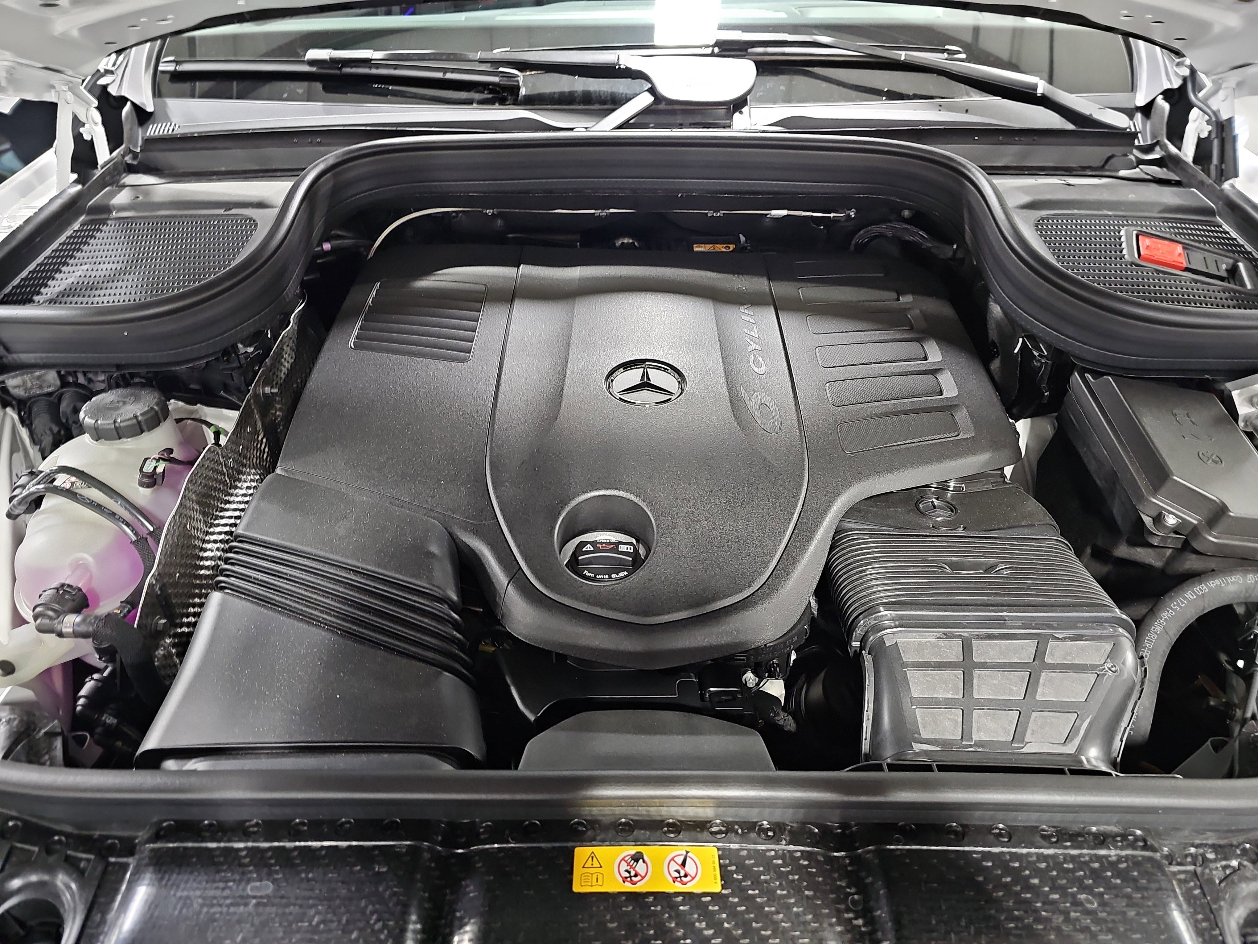 New 2026 Mercedes-Benz GLE 450 4MATIC Coupe image 32