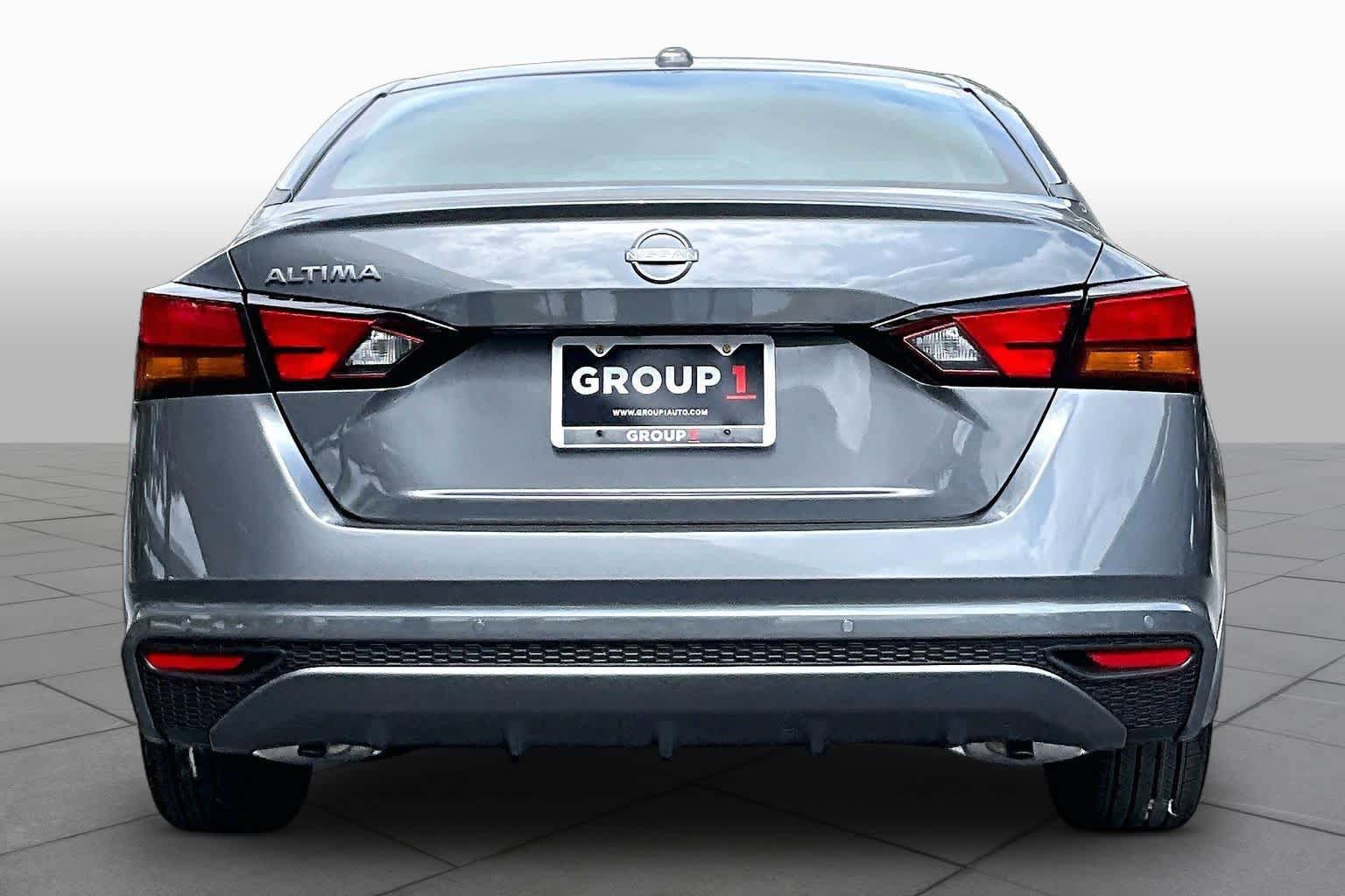 New 2026 Nissan Altima 2.5 SV FWD image 4